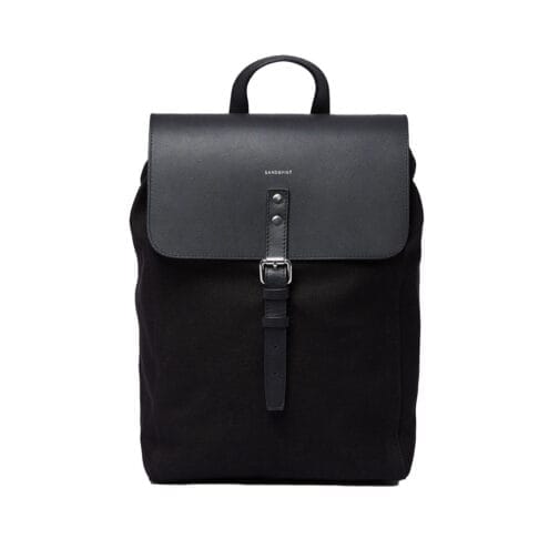 Praktisk vardagsryggsäck i svart från Sandqvist Alva.