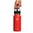 En person håller i Hydroflask Hydration Wide Flex Straw 32oz / 946 ml