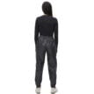 Röhnisch Cliff Rain Pants (dam) bakifrån på modell.