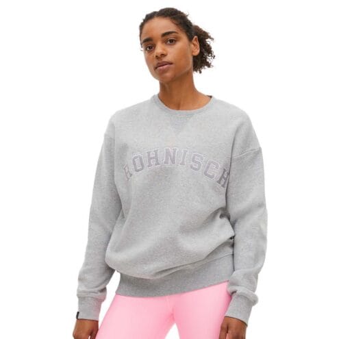 Framsida av Röhnisch Elevate Sweatshirt (dam) på modell.