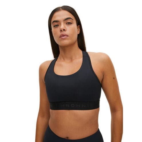 Röhnisch Kay Performance Sportsbra (dam) framifrån på modell