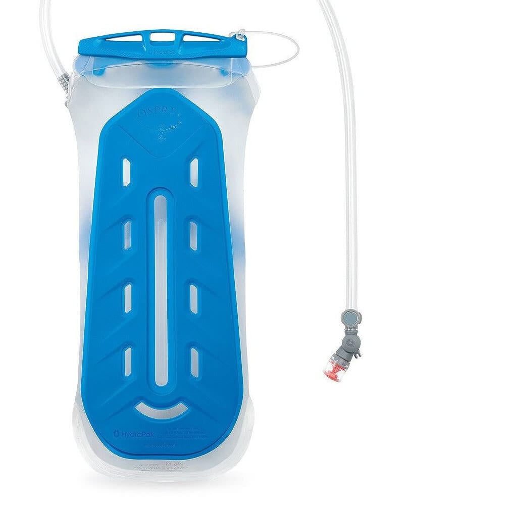 En närbild på dryckesslang av En uppdaterad, praktisk design av Osprey Hydraulics Reservoir 3 och 2L vätskeblåsa