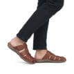 Rieker 22087-24 sandaler (herr) på en modell