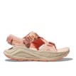 en rosa Hoka Infini Hike TC sandaler (dam)