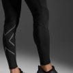 detaljer på 2XU Ignition Shield Compression Tights löpartights (herr)